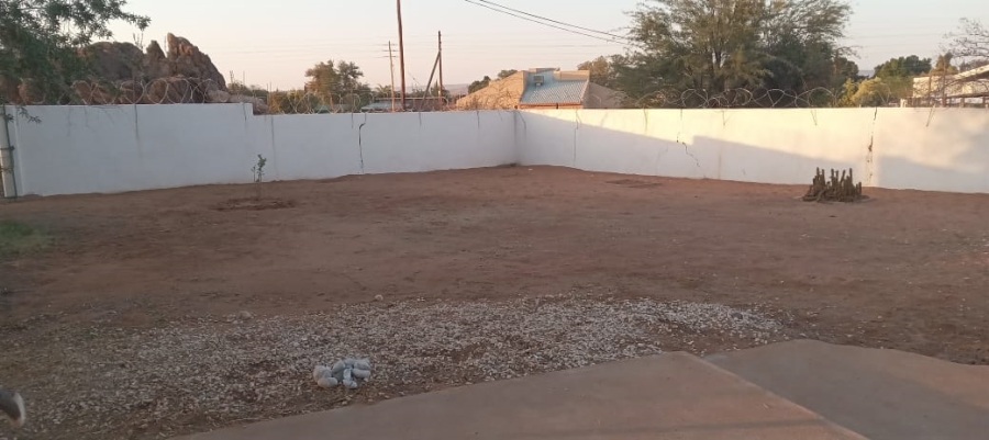 3 Bedroom Property for Sale in Kakamas Northern Cape